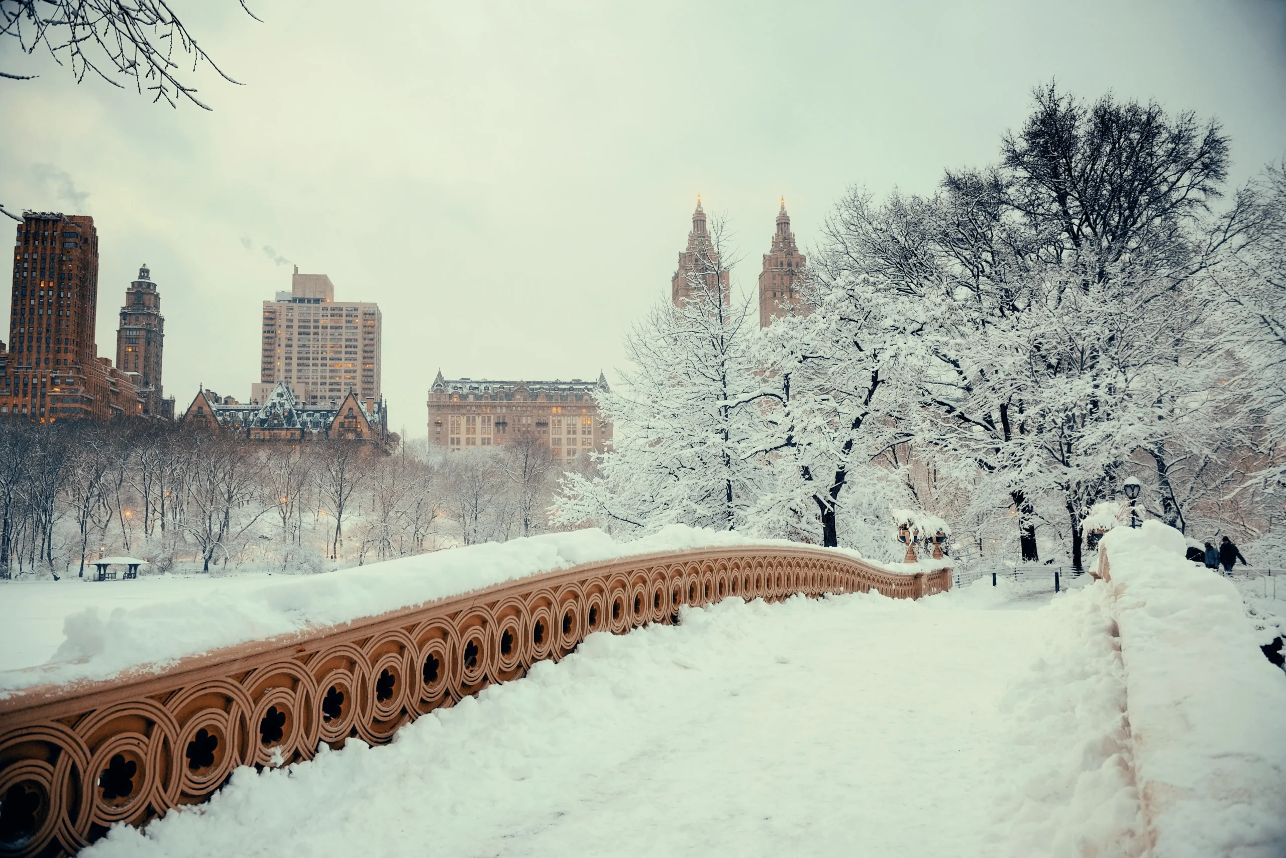 Heavy lake-effect snowfall in Syracuse, NY